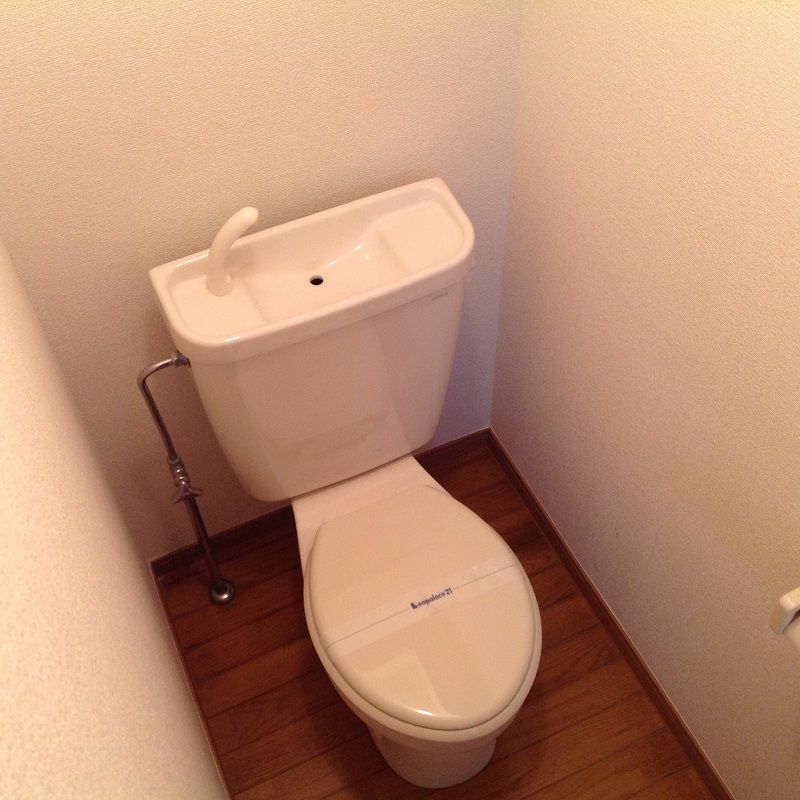 レオパレストーワⅢ トイレ