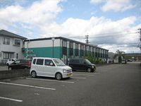 レオパレスシャルマン 駐車場