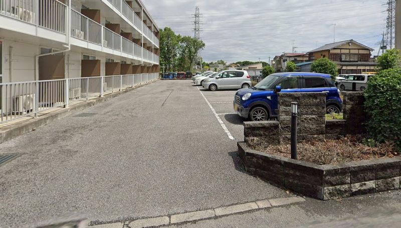 レオパレス扇 駐車場