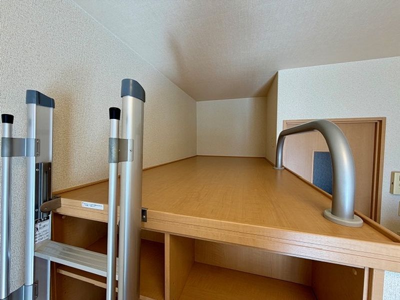 レオパレス虹 寝室