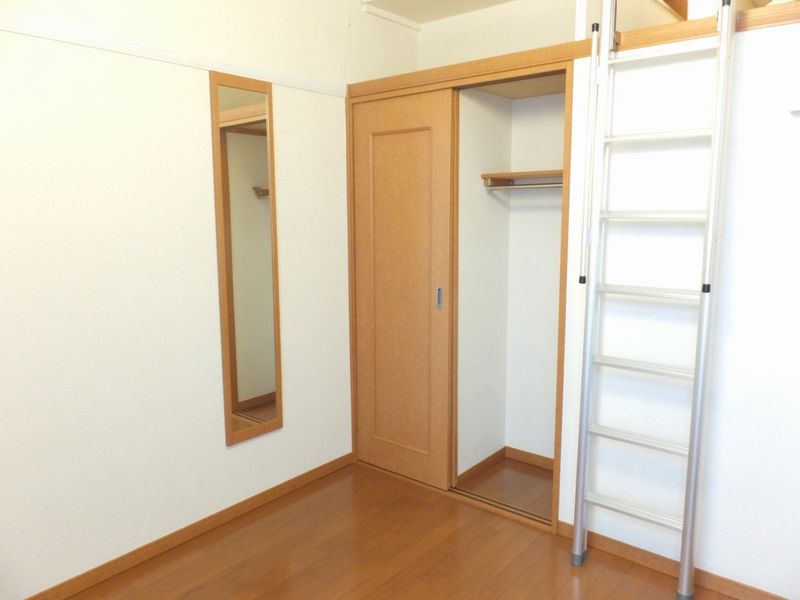 レオパレスＡＳＡＨＩ 収納