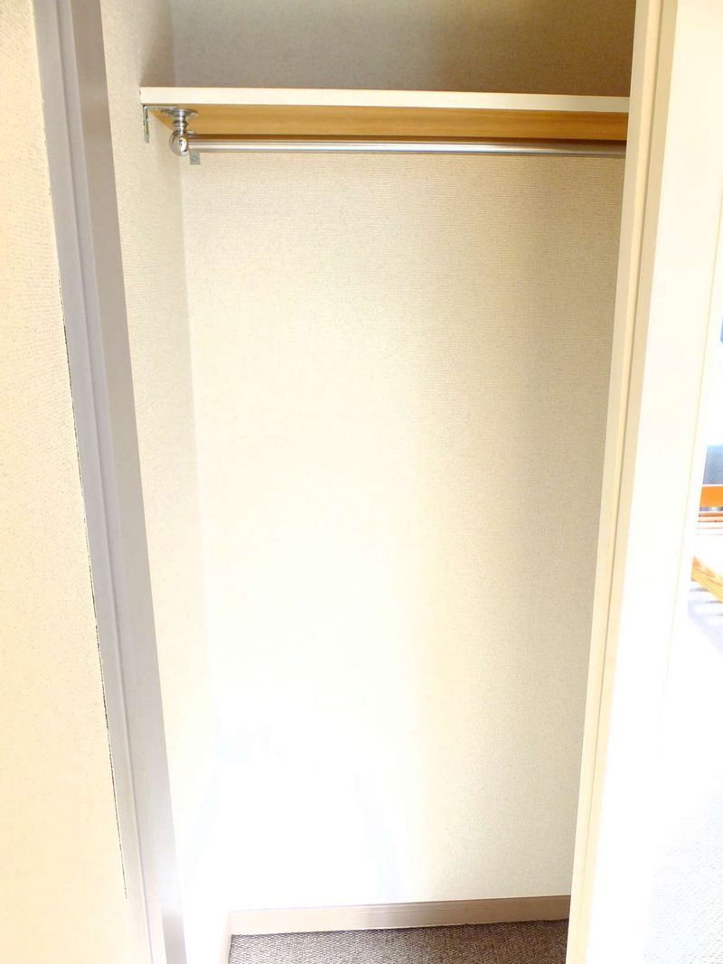 レオパレストウィンクル妙典Ｂ 収納