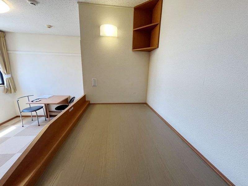 leopalace Etern Khác