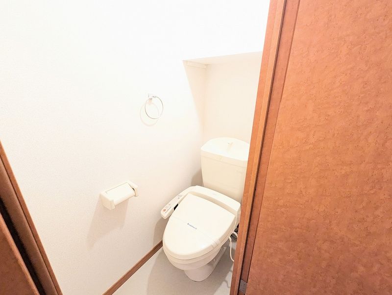 レオパレスみらい トイレ