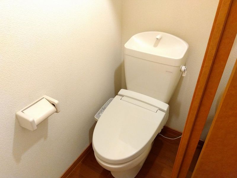 レオパレスタウンコートＴＷＯ トイレ