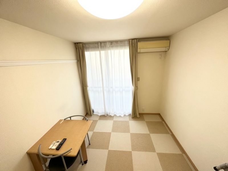 レオパレスサンフェリア若葉 undefined