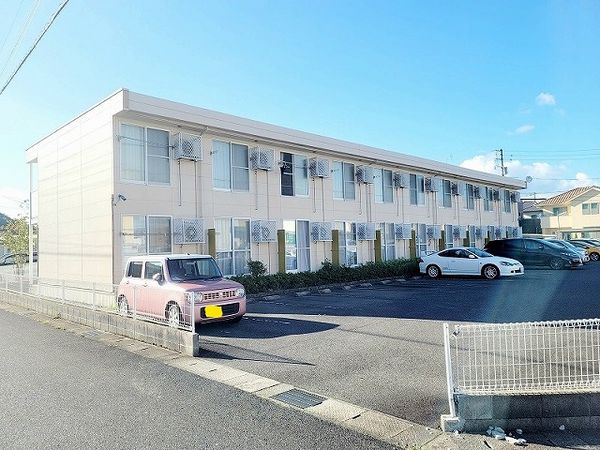 レオパレスアルシオーネ 外観