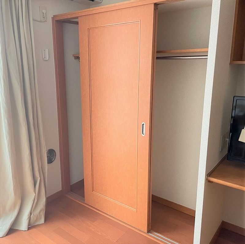 レオパレスリトルマウンティンⅡ 収納