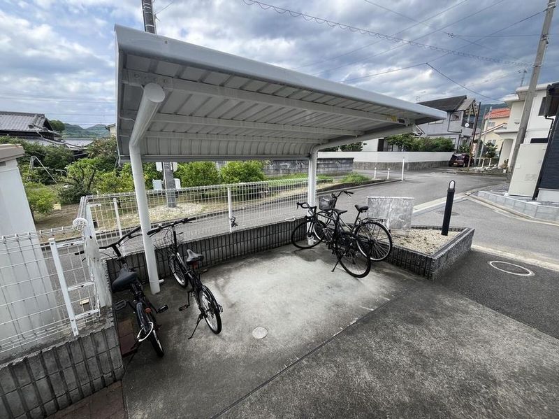 レオパレスＪＵＮ東野 共用部分
