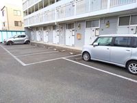レオパレス霞ヶ関第一 駐車場