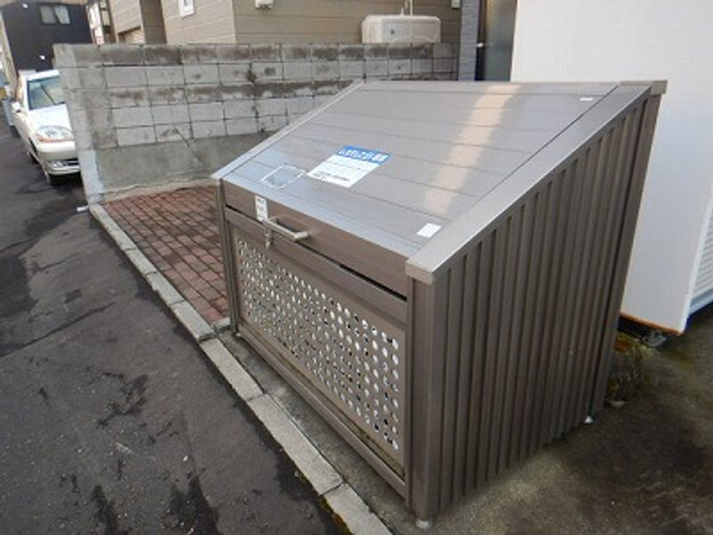 レオパレス栄 共用部分