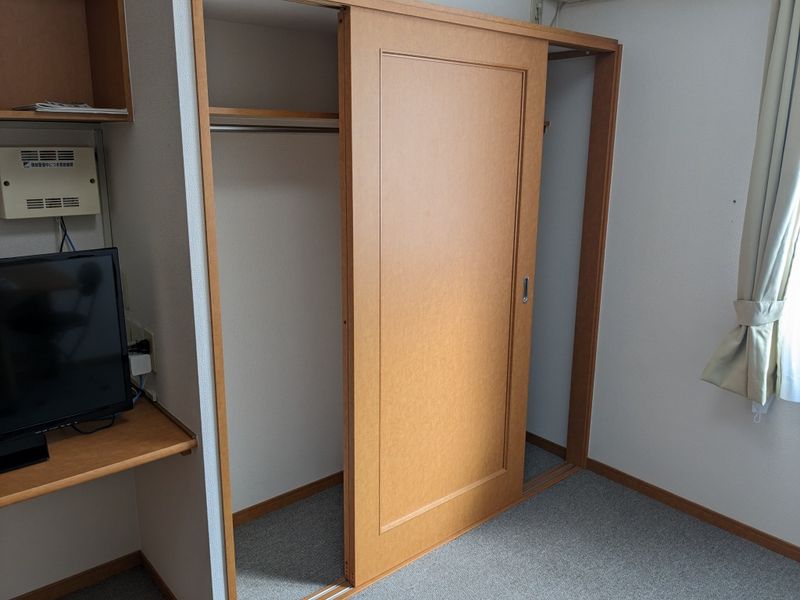 レオパレスＫ　ＣＯＵＲＴ 収納