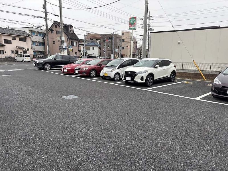 ミランダソレーユ 駐車場