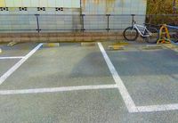 レオパレスファミーユ上並榎 駐車場