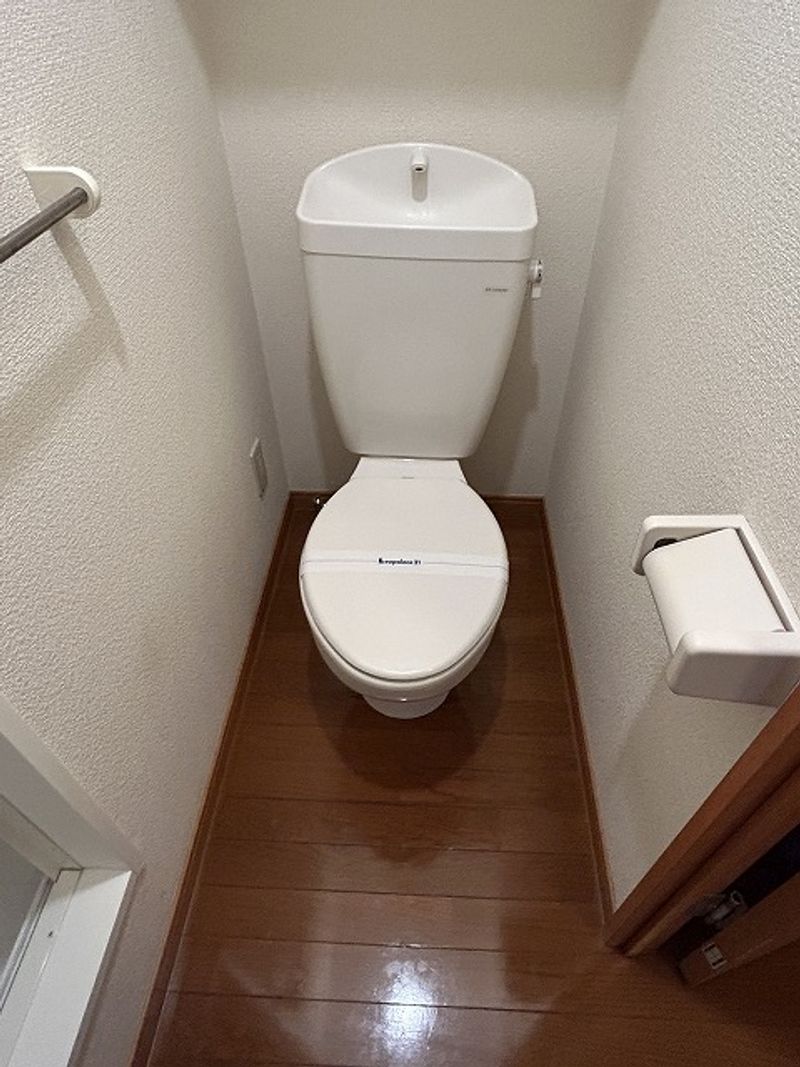 レオパレスエスペーロ本町 トイレ