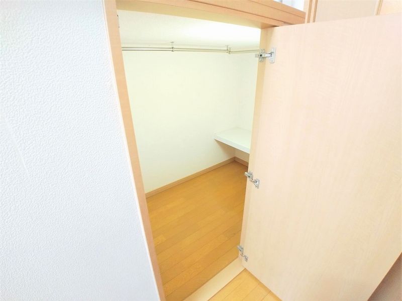 レオパレスＷＡＫＯ　３　　 収納