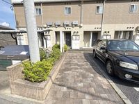 レオパレスタピスリー エントランス