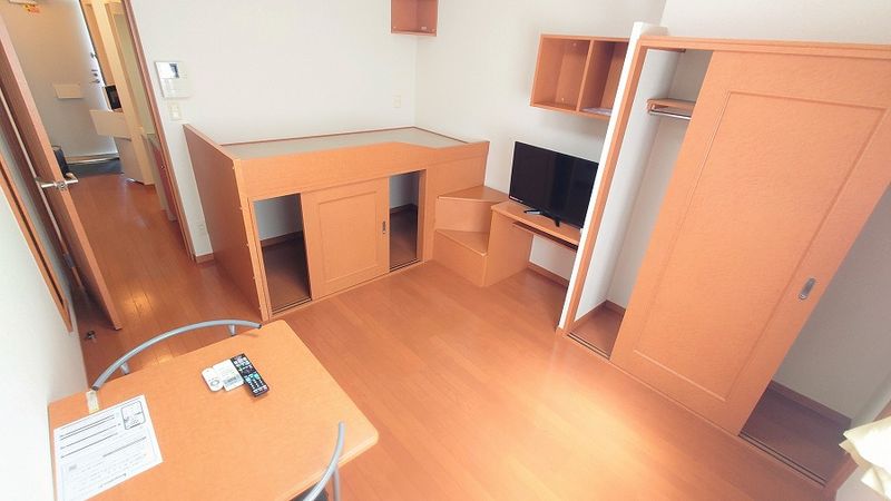 レオパレスＦＵＪＩＴＡＹＡ 居間