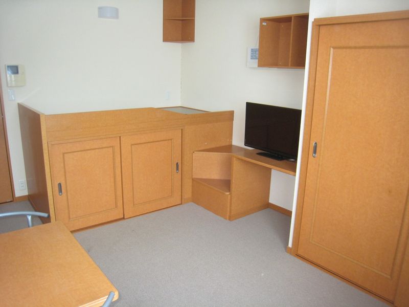 レオパレスタカラⅡ 居間