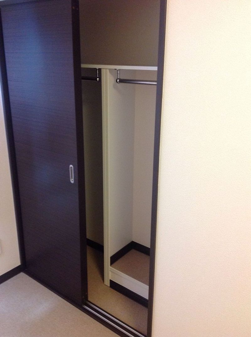 レオネクストＮ 収納
