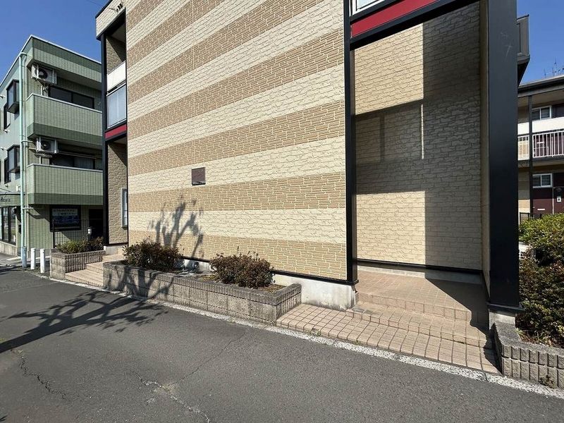 レオパレス風の丘 エントランス