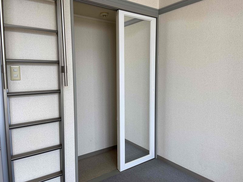レオパレス杉本 収納