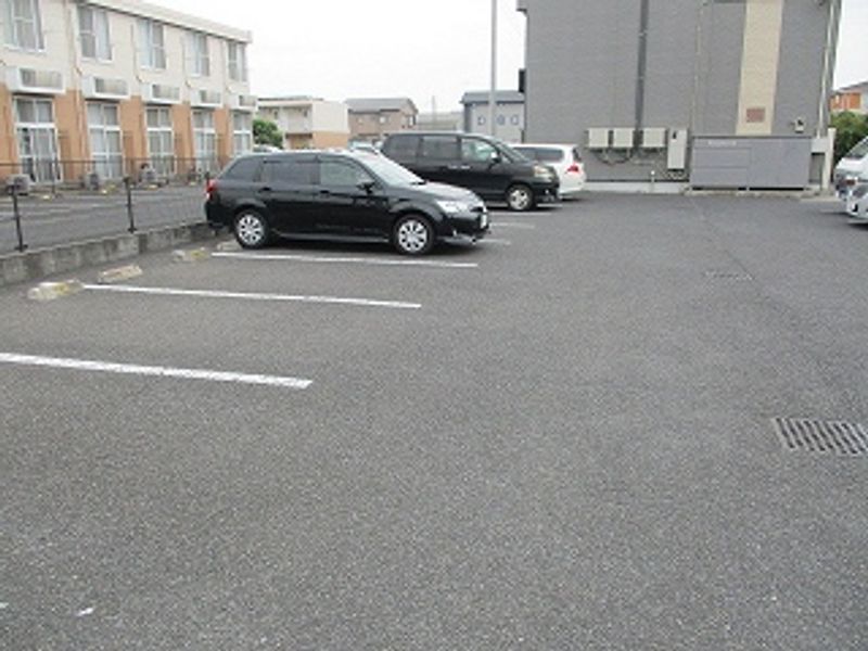 レオパレスサンフラワーⅢ その他