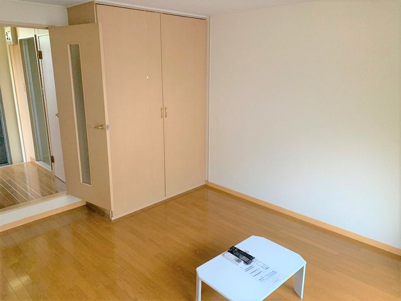 レオパレスフォンテーヌⅠ 居間