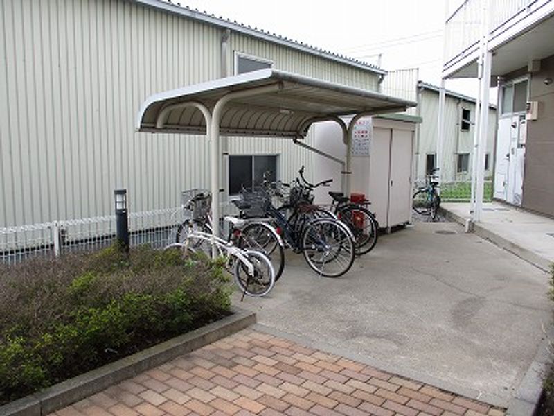 レオパレスフローレ２００２ 共用部分