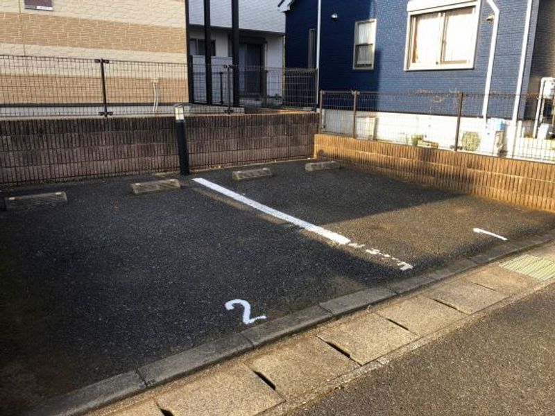 レオパレスファーム　オイカワ 駐車場
