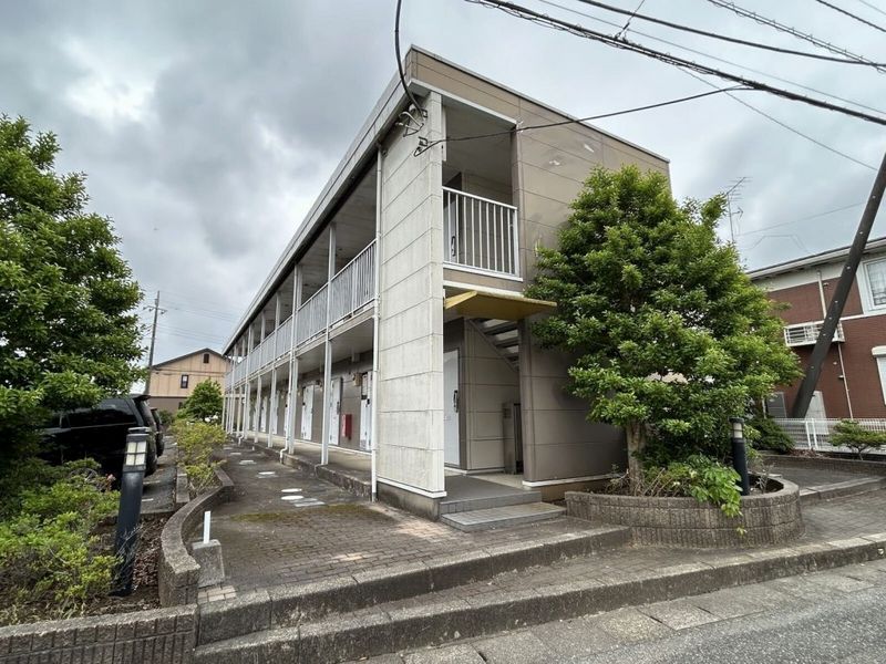 レオパレスブランドール 外観
