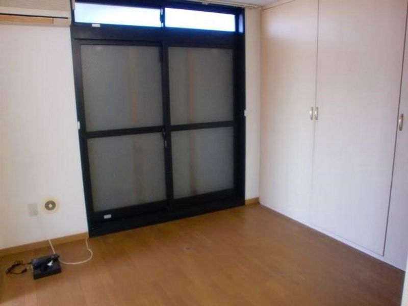 レオパレスエンプレッサー 居間