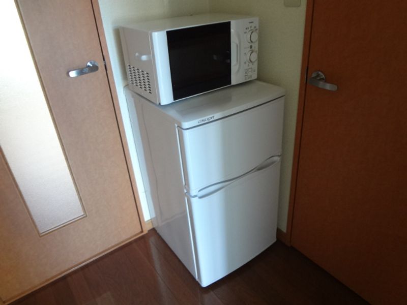 レオパレス赤い長ぐつ その他