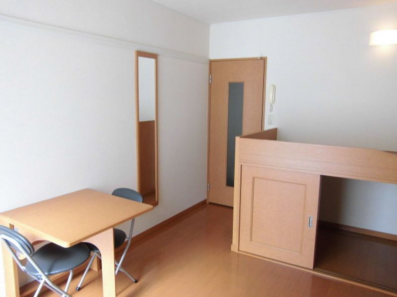 レオパレスみすぎ 居間