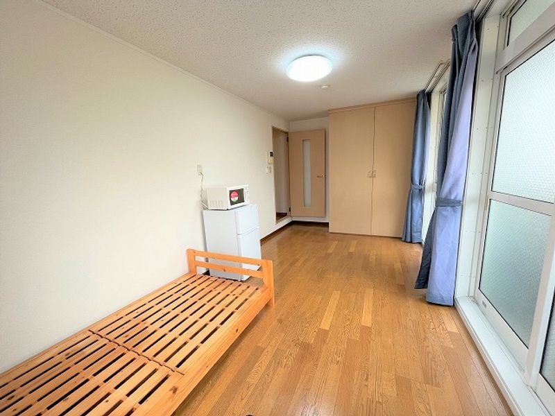 レオパレスエンディヴァー 寝室