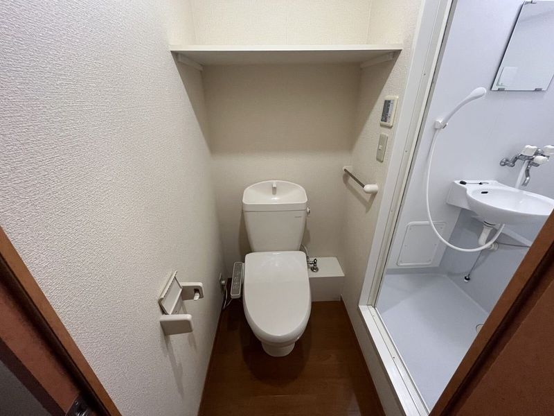 leopalace Eclair Matsuyama 卫生间