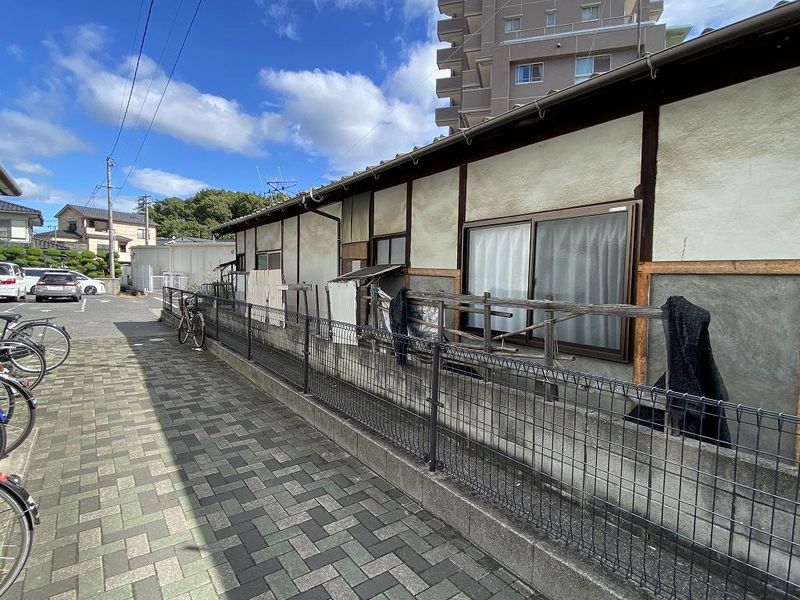 レオパレスしまなみ エントランス
