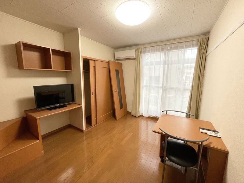 レオパレスコスモス 居間