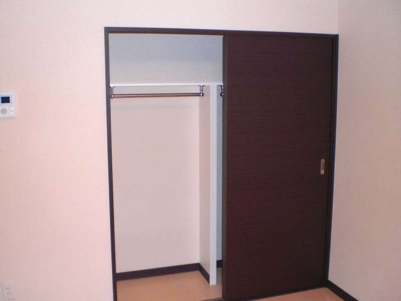 レオネクストレオーノ 収納