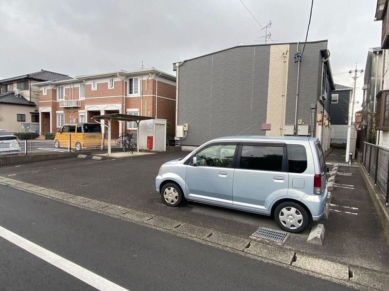 leopalace Espero K 주차장