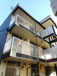 レオパレス春日 外観