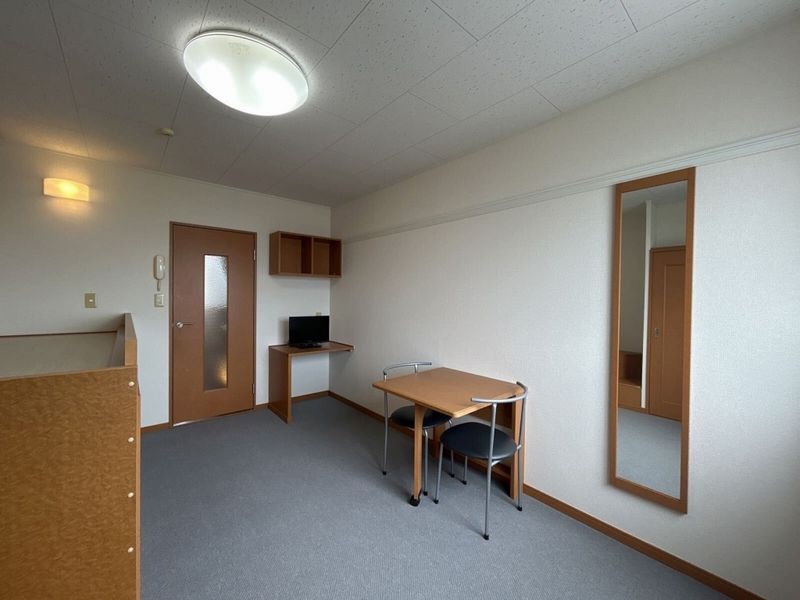レオパレスソフィア 居間