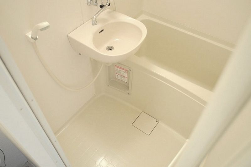 レオパレスコンフォール石橋 風呂