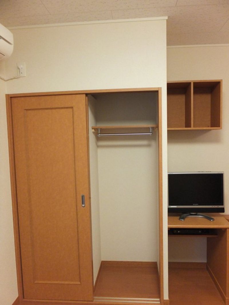 レオパレスはざま 収納