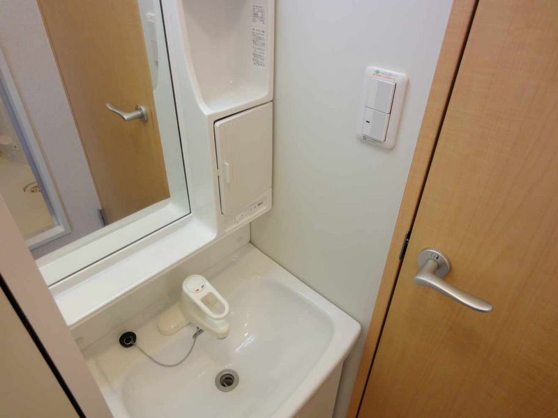 レオパレスアビテ湘南 洗面台