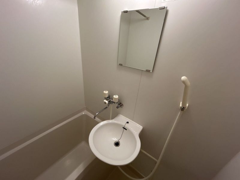 レオパレスブレセイ 洗面台