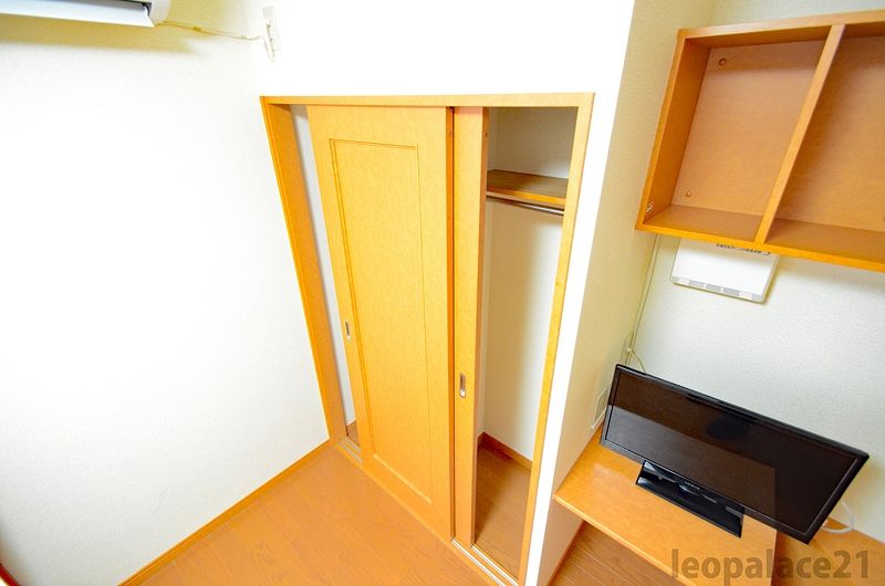 レオパレスＫＹ知光院 収納
