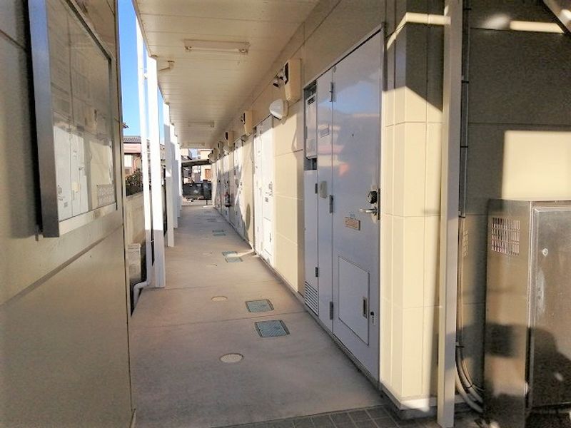 レオパレスジュネスⅡ 玄関