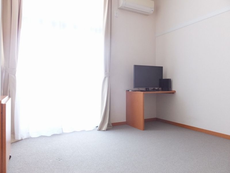 レオパレスＭＡＲＵＴＡＫＡ 居間