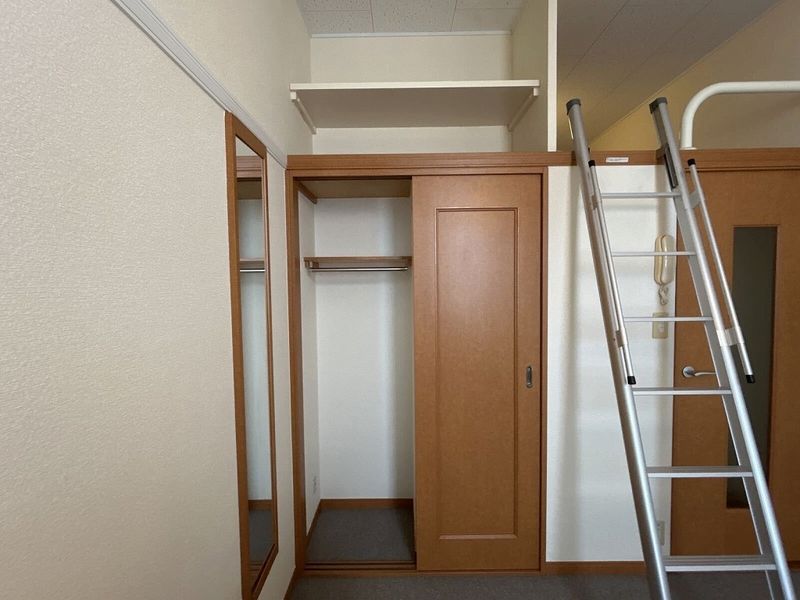 レオパレスＭＩＮＯＲＩ 収納